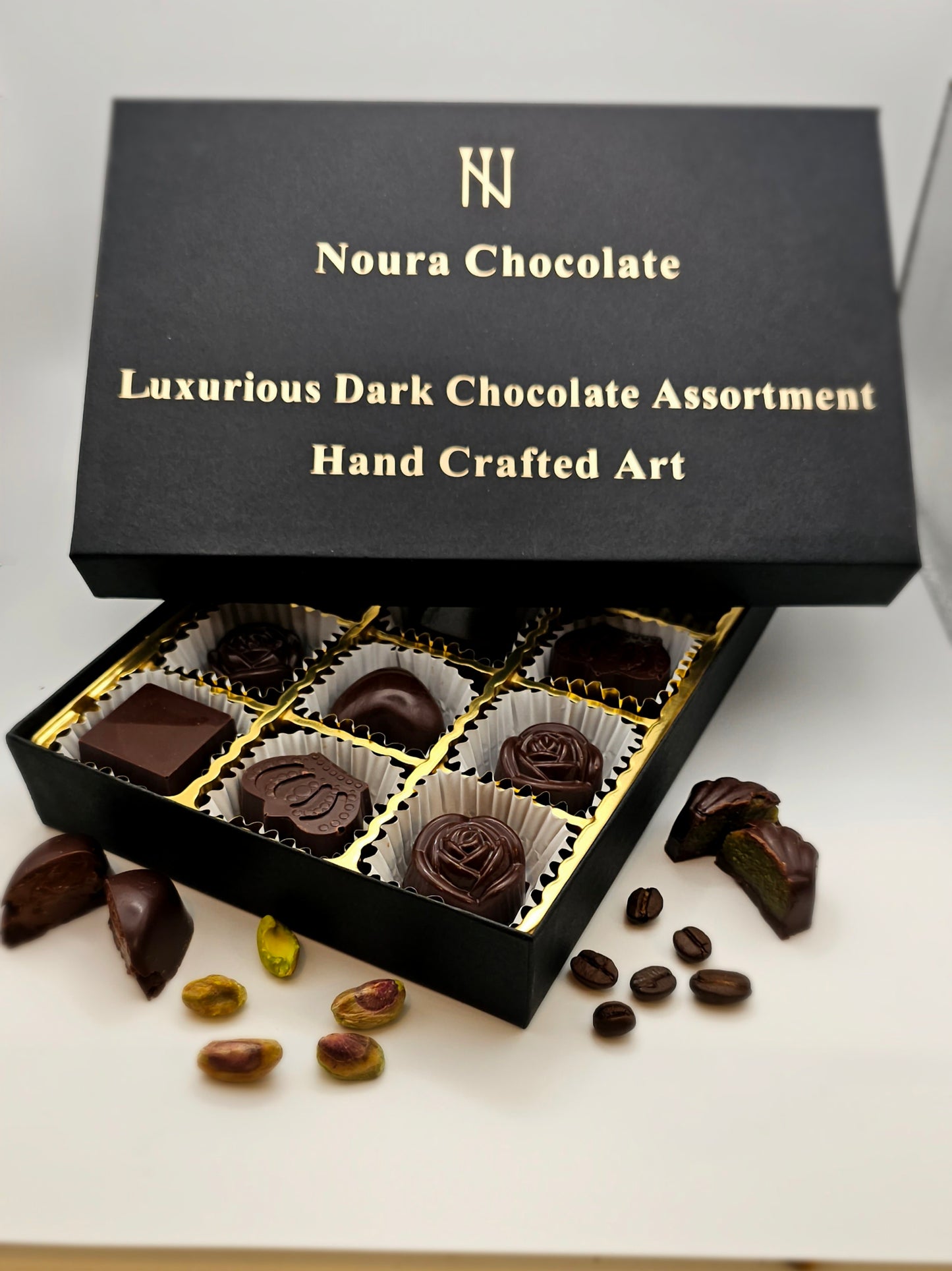 Dark Chocolate Assortment 15 Pieces Box with 5 Ganache Filling